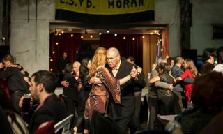 tour de noche y baile de tango buenos aires Immersion Tours