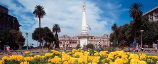 restos arqueologicos cerca de buenos aires Plaza de Mayo