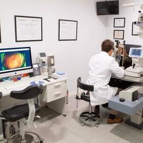test oftalmologico buenos aires Charles Centro Oftalmológico