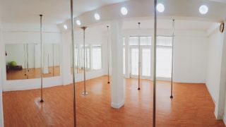 clases pole dance buenos aires Amazonas Pole Academy