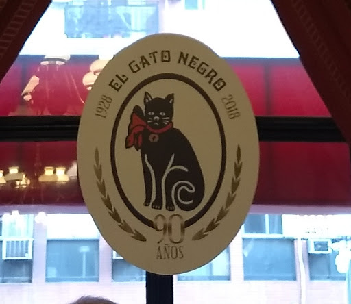 Cat cafe Buenos Aires