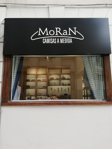 José Morán camisas a medida