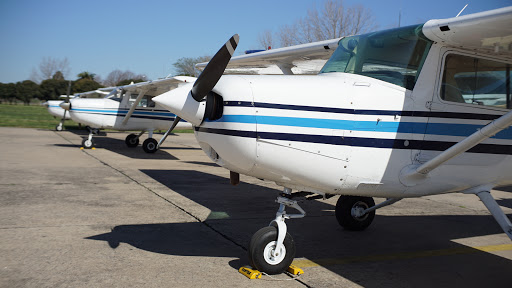 Escuela de Vuelo Fly Morón Argentina