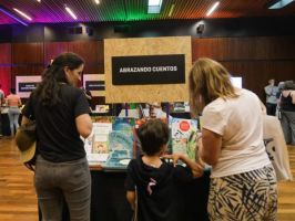 Leé ciencia. leé futuro llegó la primera Feria del Libro Científico