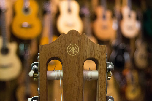 BAIRES ROCKS - Casa de Música - Instrumentos Musicales - Guitarras - Pianos - Teclados - Ukeleles