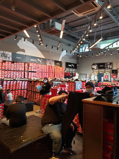 Puma Outlet Store